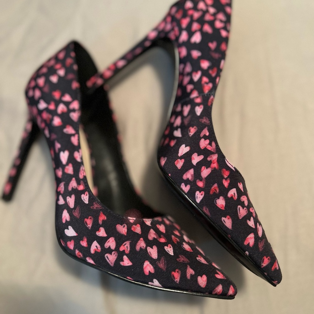 Nine West heart heels - Picture 3 of 3